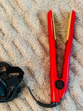 CHI Original Ceramic Hair Straightening Iron 1"